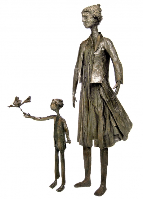 Weibl_ Figur  mit Kind und Vogel.jpg